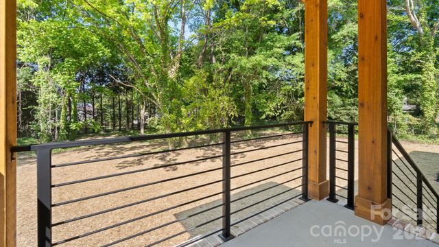 511 North Flint Street, Lincolnton, NC 28107