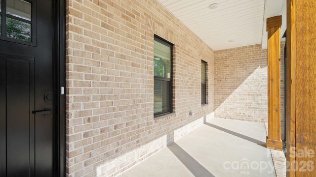 511 North Flint Street, Lincolnton, NC 28107