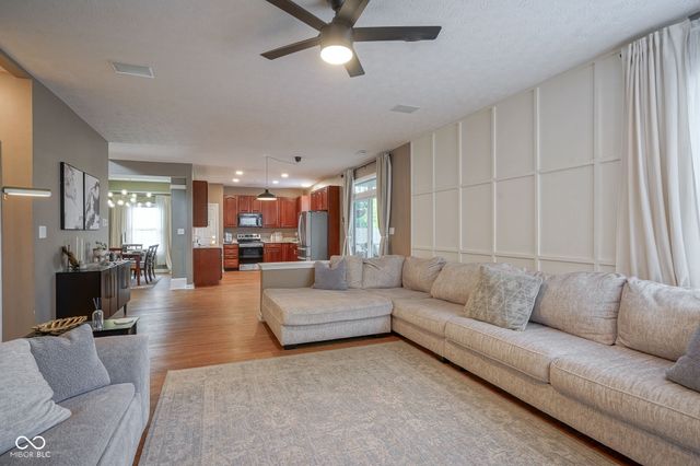 12854 Sweet Briar Parkway, Fishers, IN 46038