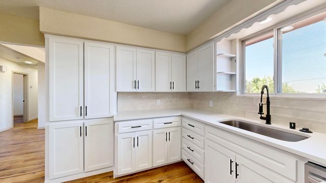 14304 Oakwood Place NE, Albuquerque, NM 87123