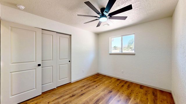 14304 Oakwood Place NE, Albuquerque, NM 87123