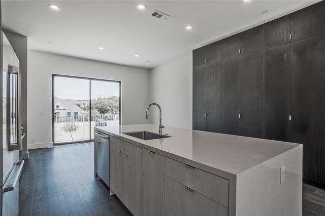 4322 Roseland Avenue 9, Dallas, TX 75204