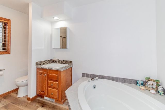 N1613 ERDINE LANE, Hortonville, WI 54944