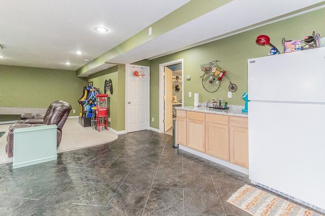 N1613 ERDINE LANE, Hortonville, WI 54944