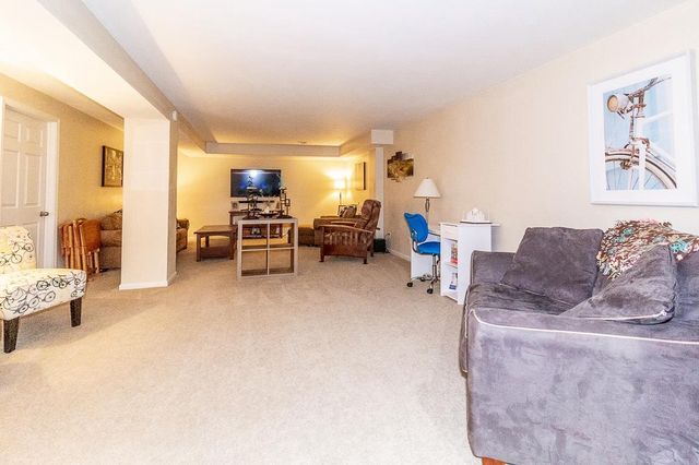 N1613 ERDINE LANE, Hortonville, WI 54944