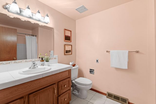 5724 N Fleming St, Spokane, WA 99205