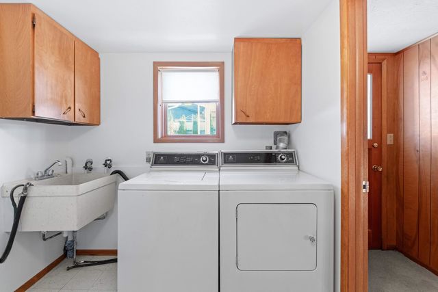 5724 N Fleming St, Spokane, WA 99205