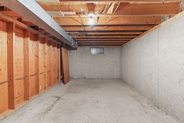 5724 N Fleming St, Spokane, WA 99205