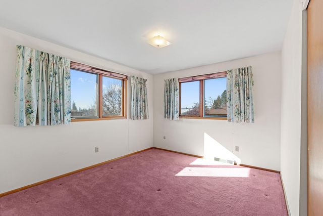 5724 N Fleming St, Spokane, WA 99205