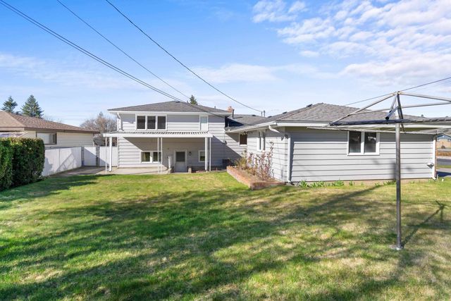 5724 N Fleming St, Spokane, WA 99205