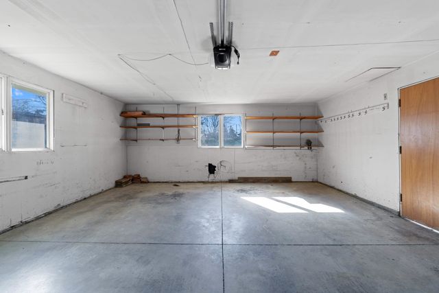 5724 N Fleming St, Spokane, WA 99205