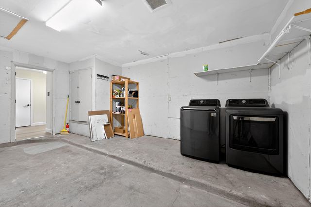 3104 Harpers Ferry LN, Austin, TX 78745