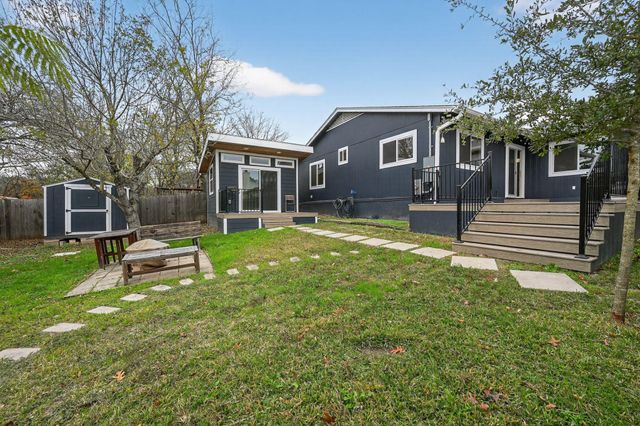 3104 Harpers Ferry LN, Austin, TX 78745