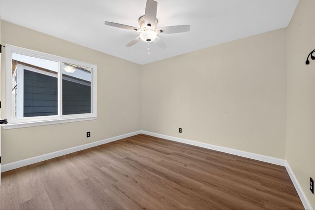 3104 Harpers Ferry LN, Austin, TX 78745