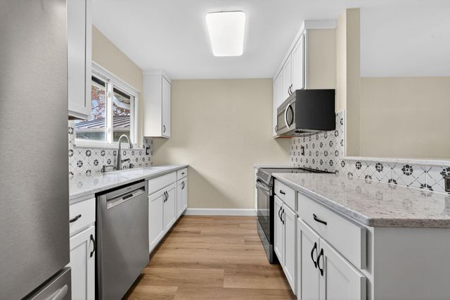 3104 Harpers Ferry LN, Austin, TX 78745