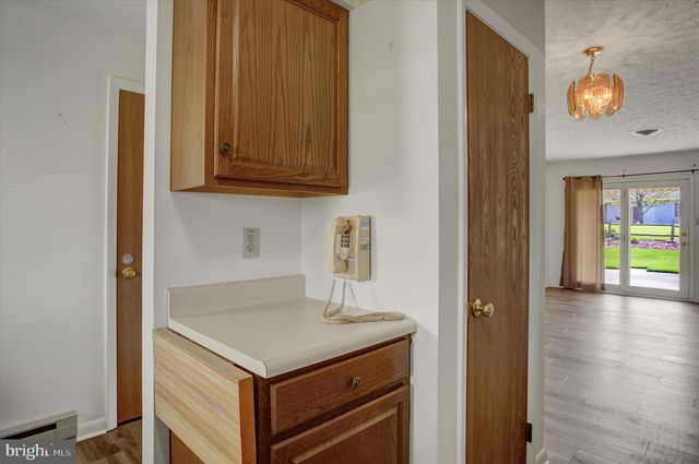 1084 WESTGATE DRIVE, Chambersburg, PA 17201