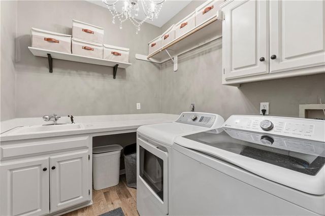 7221 Mullen Road, Shawnee, KS 66216