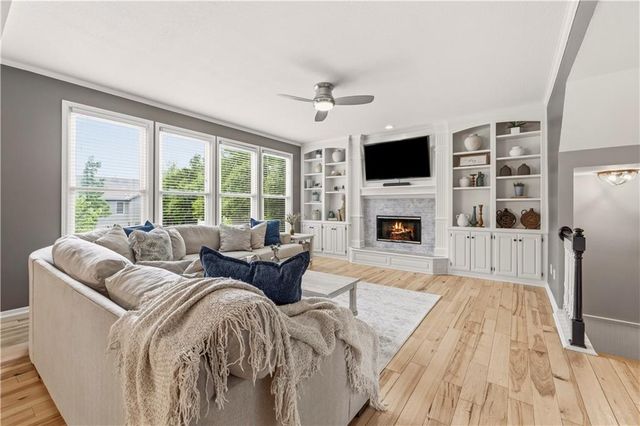 7221 Mullen Road, Shawnee, KS 66216