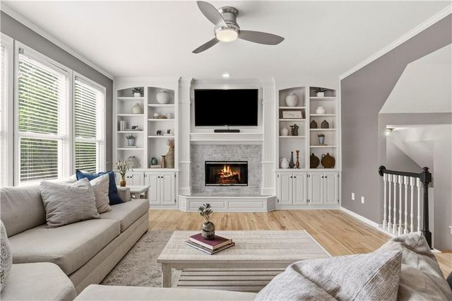 7221 Mullen Road, Shawnee, KS 66216