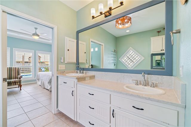15950 Punta Espada Loop, Corpus Christi, TX 78418