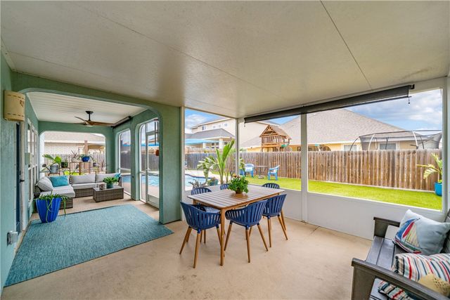 15950 Punta Espada Loop, Corpus Christi, TX 78418