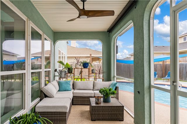 15950 Punta Espada Loop, Corpus Christi, TX 78418