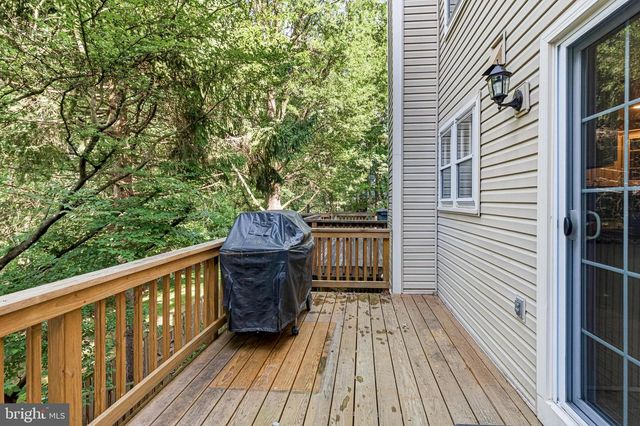 8144 CLIFFVIEW AVE, Springfield, VA 22153