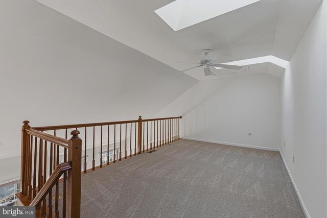 8144 CLIFFVIEW AVE, Springfield, VA 22153