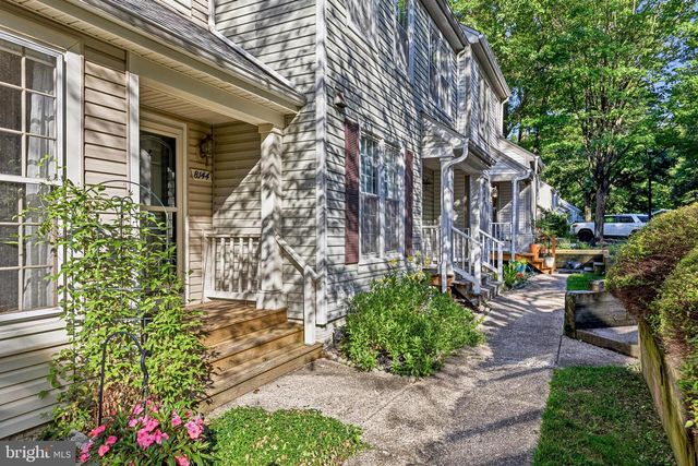 8144 CLIFFVIEW AVE, Springfield, VA 22153
