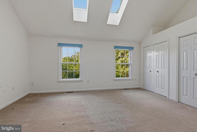 8144 CLIFFVIEW AVE, Springfield, VA 22153