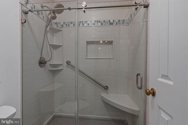 8144 CLIFFVIEW AVE, Springfield, VA 22153