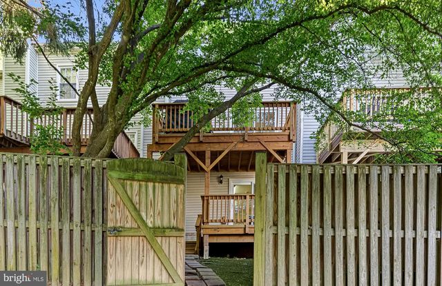 8144 CLIFFVIEW AVE, Springfield, VA 22153
