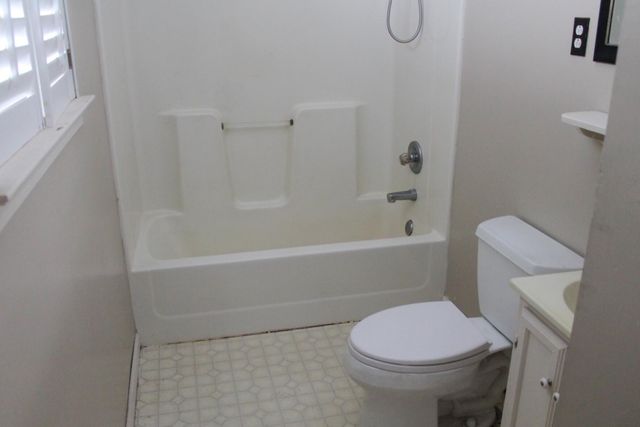 1039 Alvin DR, Vinton, VA 24179