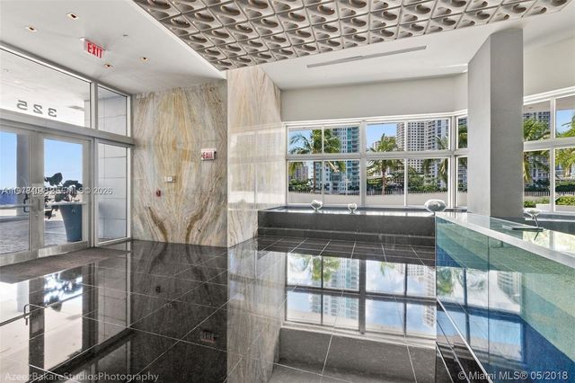 325 S BISCAYNE BL 4324, Miami, FL 33131