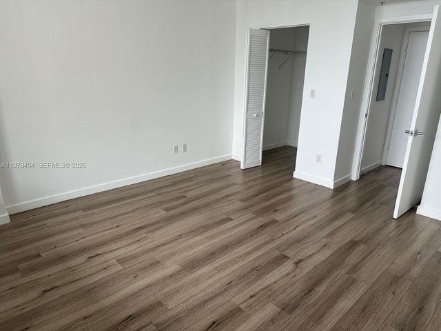 325 S BISCAYNE BL 4324, Miami, FL 33131