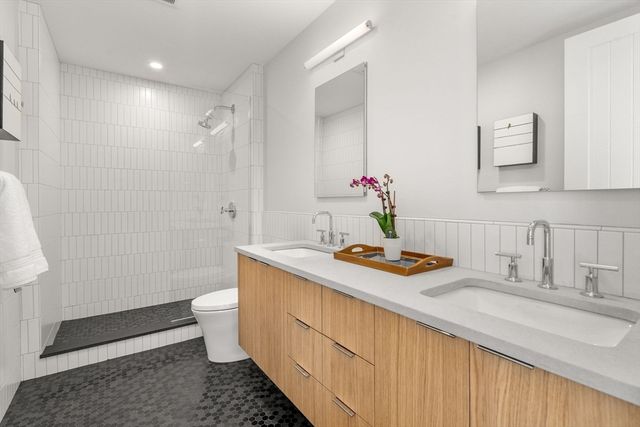 76 Wareham St PHD, Boston, MA 02118