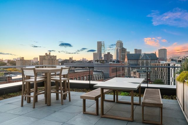 76 Wareham St PHD, Boston, MA 02118