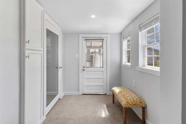 610 S 10th Street, Sanger, TX 76266