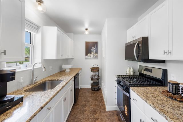 610 S 10th Street, Sanger, TX 76266