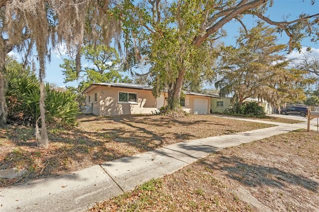 4923 BROOKMEADE DRIVE, Sarasota, FL 34232