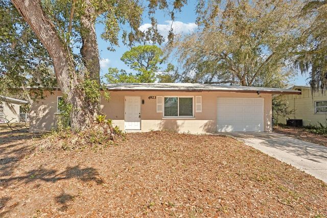 4923 BROOKMEADE DRIVE, Sarasota, FL 34232