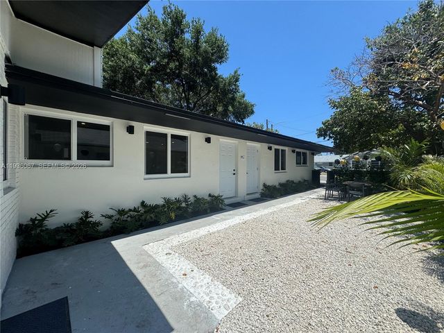 111 NW 7th Ave, Dania Beach, FL 33004