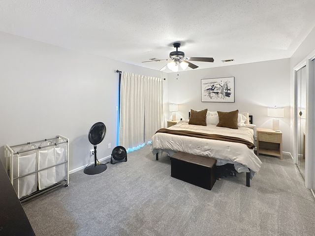 5915 36th Avenue Court 14, Moline, IL 51265