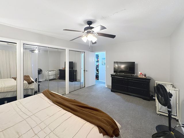 5915 36th Avenue Court 14, Moline, IL 51265