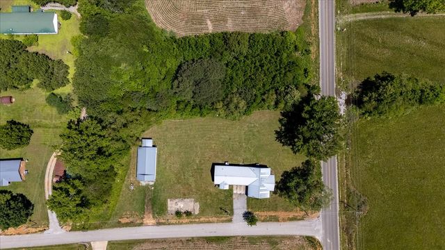 706 Tingle Trapp Road, Lawrenceburg, TN 38464