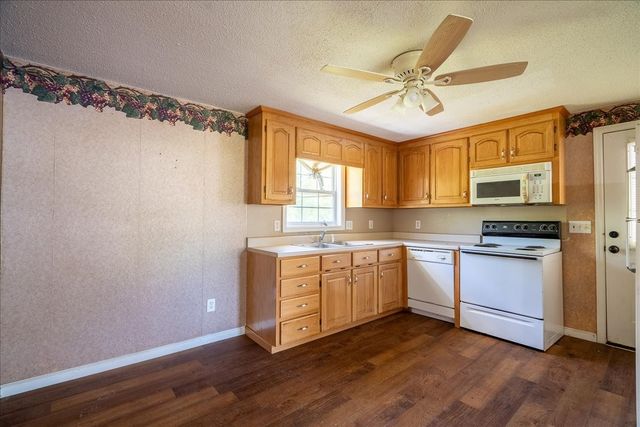 706 Tingle Trapp Road, Lawrenceburg, TN 38464