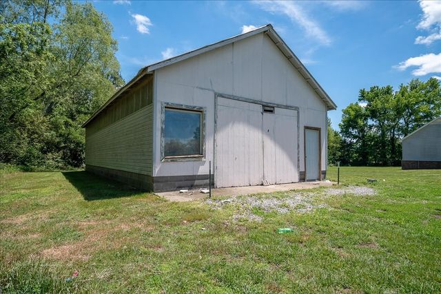 706 Tingle Trapp Road, Lawrenceburg, TN 38464
