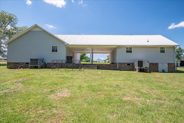 706 Tingle Trapp Road, Lawrenceburg, TN 38464