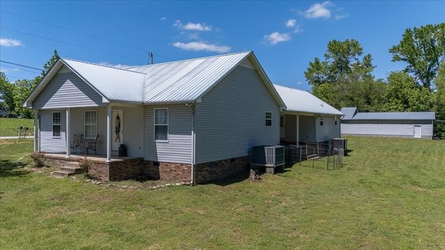 706 Tingle Trapp Road, Lawrenceburg, TN 38464
