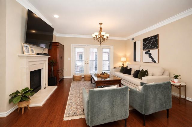 2400 Mccue Road 401, Houston, TX 77056